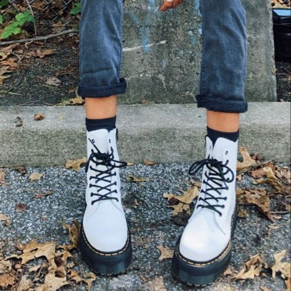 DR. MARTENS White 1460 Pascal Max Boots - Picture 14 of 14